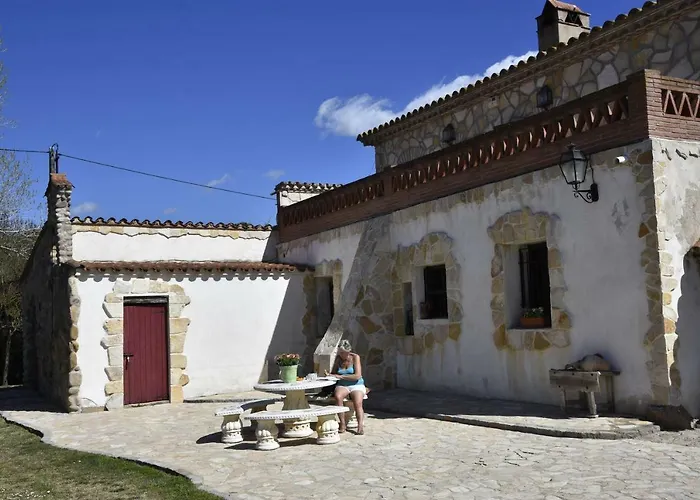 El Ranxo Bed & Breakfast 4*