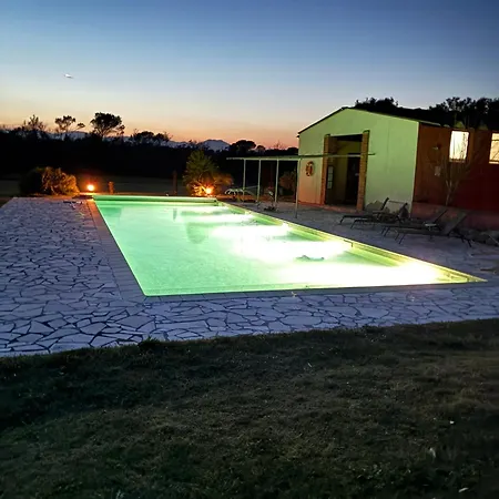 El Ranxo Bed & Breakfast 4*