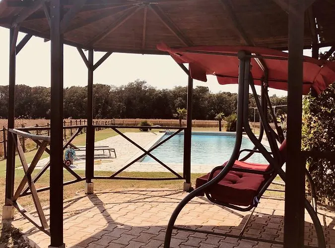 El Ranxo Bed & Breakfast 4*